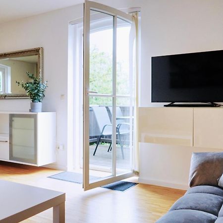 Stilvolles Apartment In Stadtnaehe-Parkplatz- 4 Personen- Balkon Wolfsburg Dış mekan fotoğraf